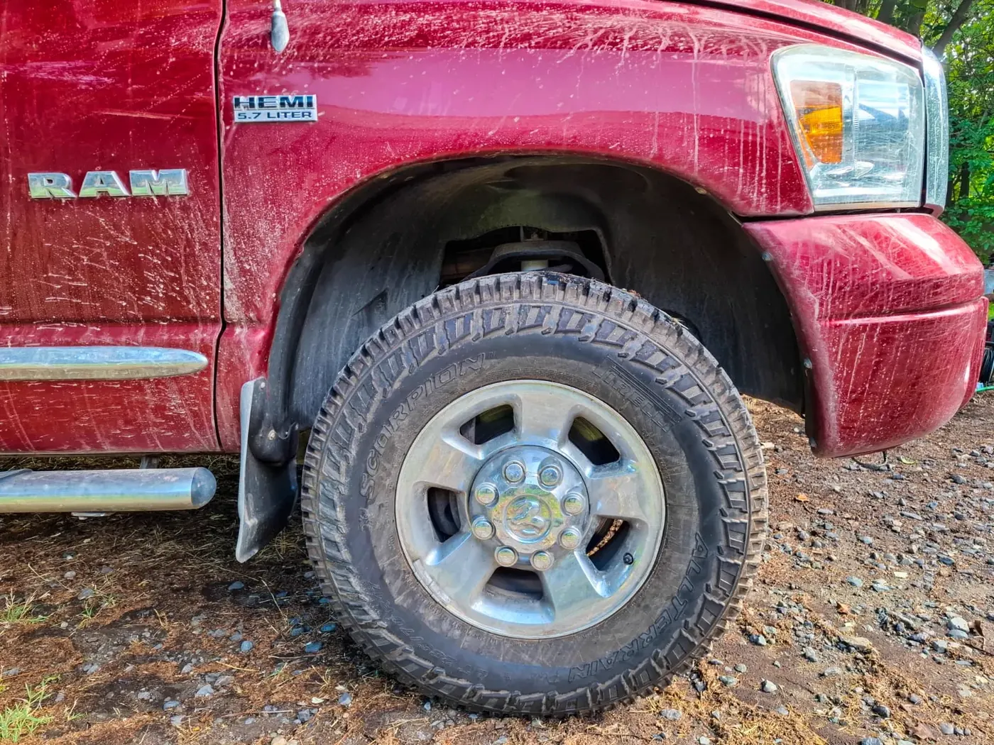 Dodge Ram antes del detailing
